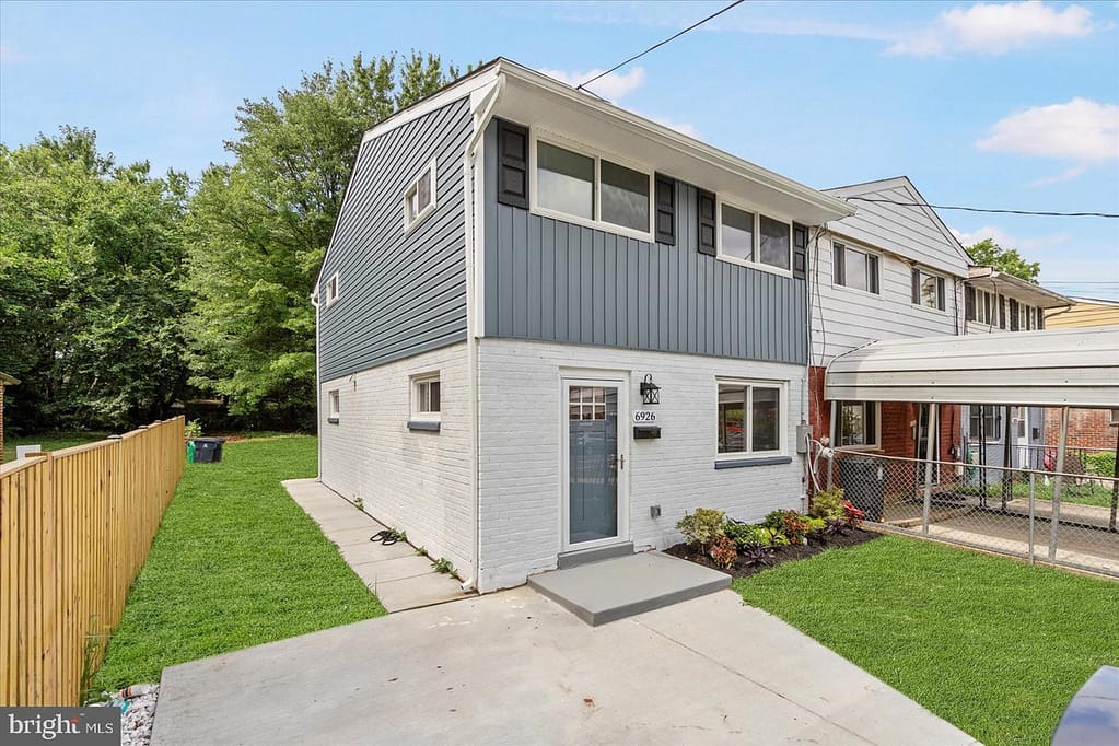 6926 Forest Terrace Landover MD 20785 photo
