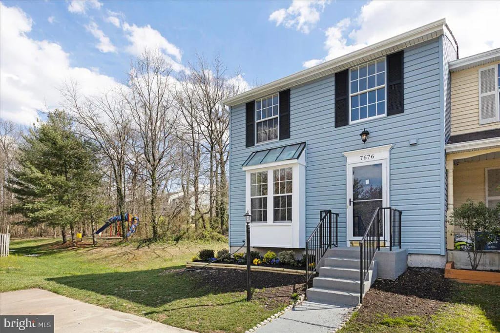 Single-family Homes 7676 Mandan Rd, Greenbelt, MD 20770 photo